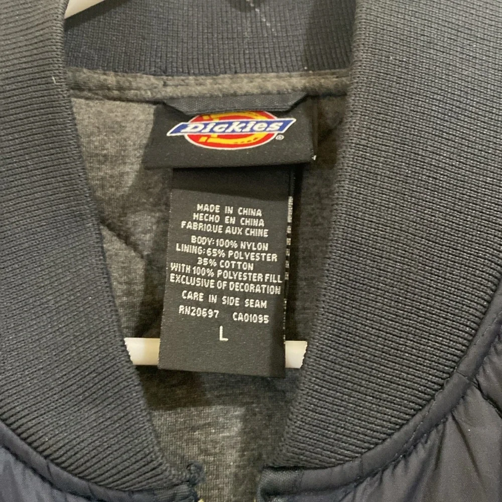 Dickies puffer vest - Picture 3 of 6